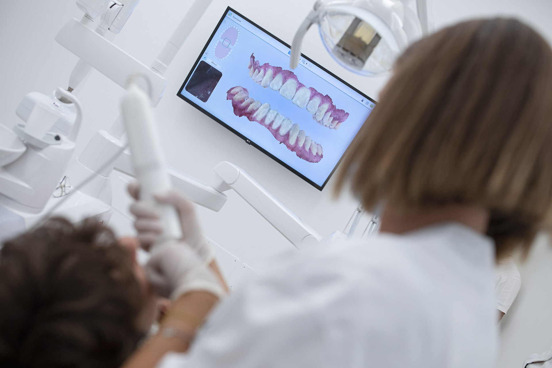 studio-tecnologie-quarta-odontoiatria-studio-dentistico-carmiano-lecce